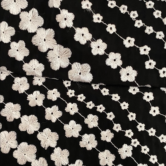 Michael Kors Black and White floral embroidered organza dress - Picture 5 of 7